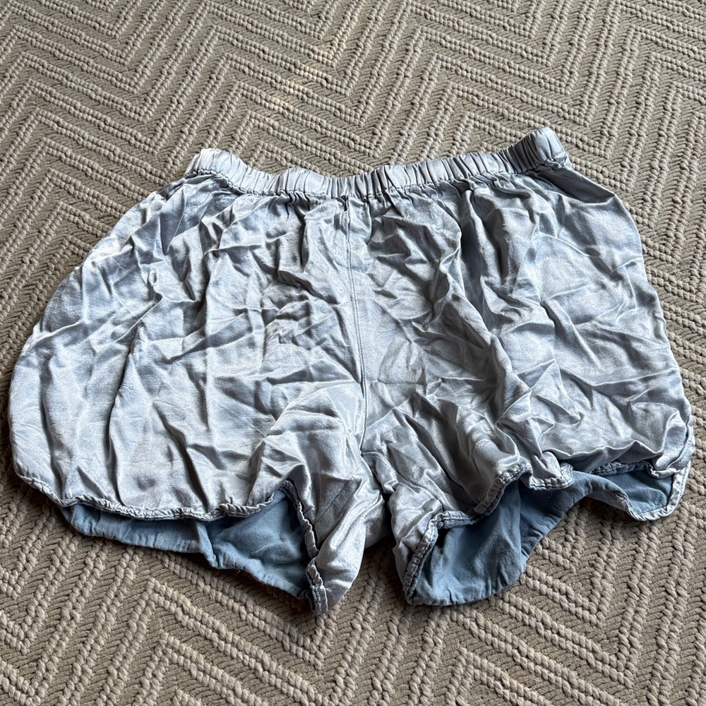 PJ Harlow size small Brittany shorts